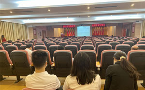 番禺區(qū)應(yīng)急管理局聯(lián)合舉辦?；袠I(yè)新《安全生